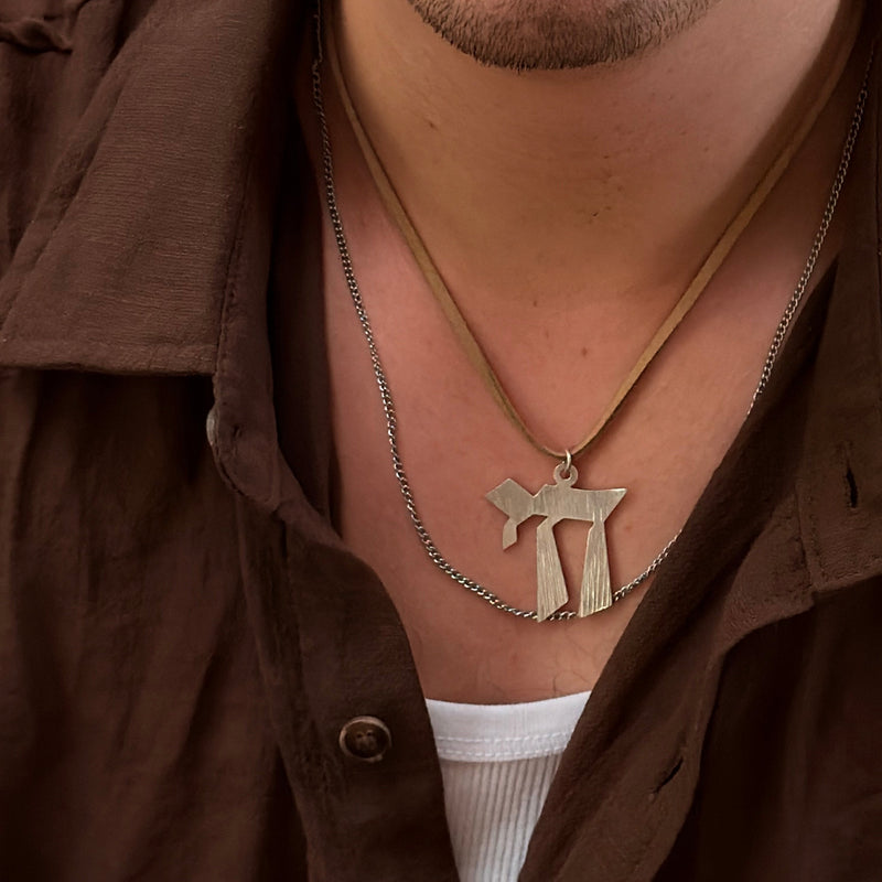 Pre-loved sterling silver Chai pendant – photo 5