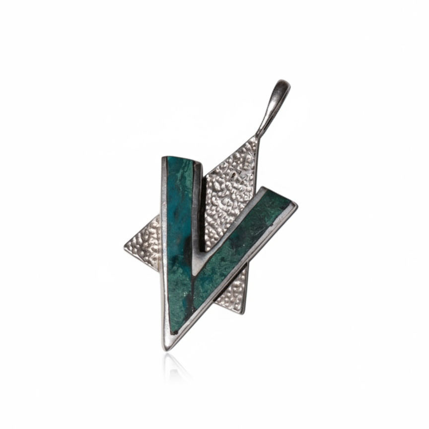 Pre-loved sterling silver Star of David pendant with green stone – photo 1