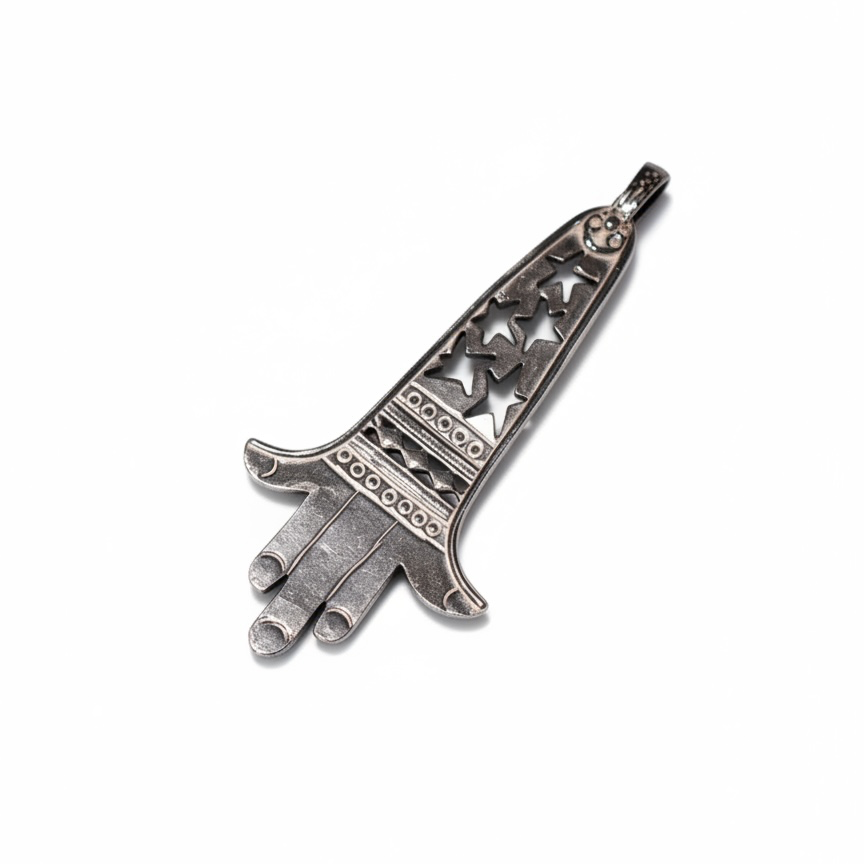 Pre-loved sterling silver Hamsa pendant – photo 1