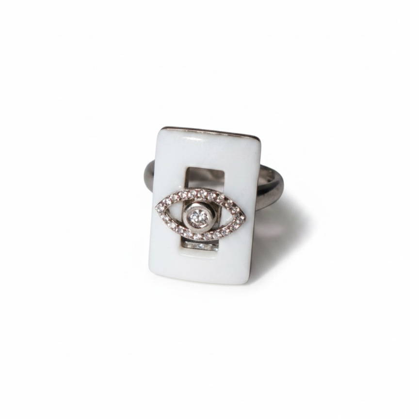 Pre-loved sterling silver statement ring with white centerpiece and Evil Eye motif – photo 1