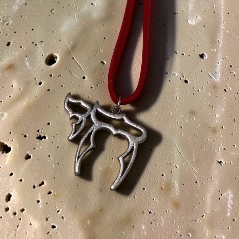 Pre-loved sterling silver Chai pendant with spiral details – photo 3