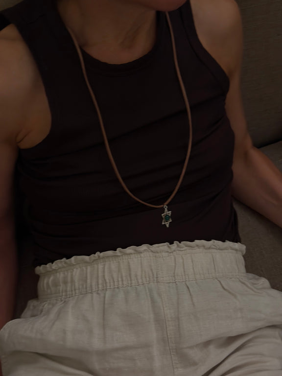 Pre-loved sterling silver Star of David pendant with green stone inlay – photo 2