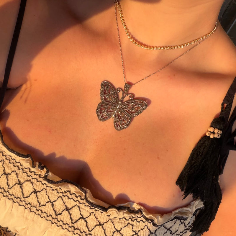 Pre-loved sterling silver filigree butterfly pendant with marcasite stones – photo 3